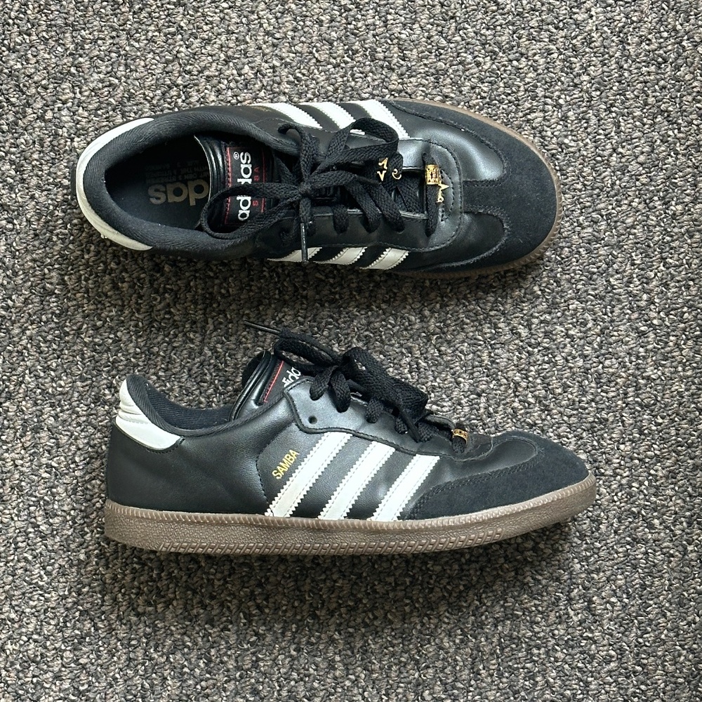 Adidas Sambas (8 W)